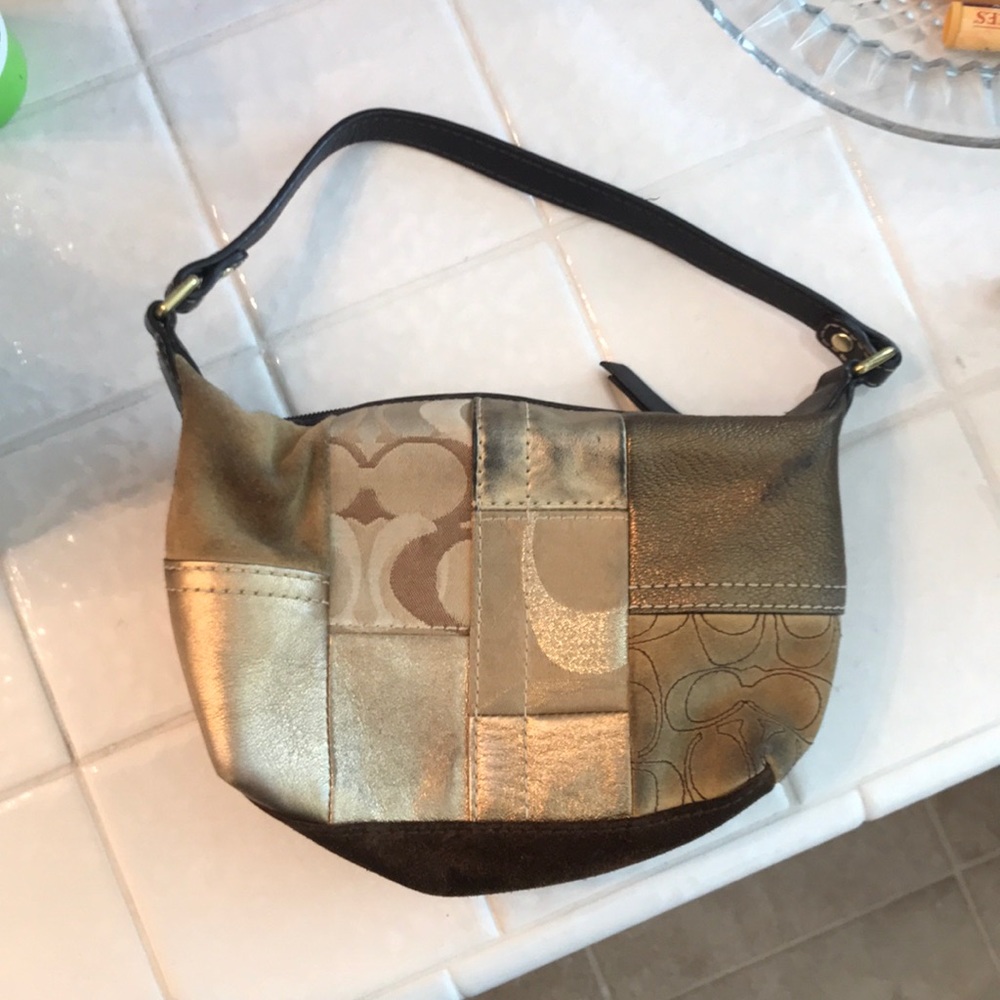 • coach purse •